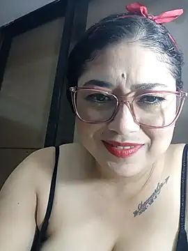 Snapshot of meikochoe chatting on October 15, 2025, 3:34 pm meikochoe online show from October 15, 2025, 3:34 pm