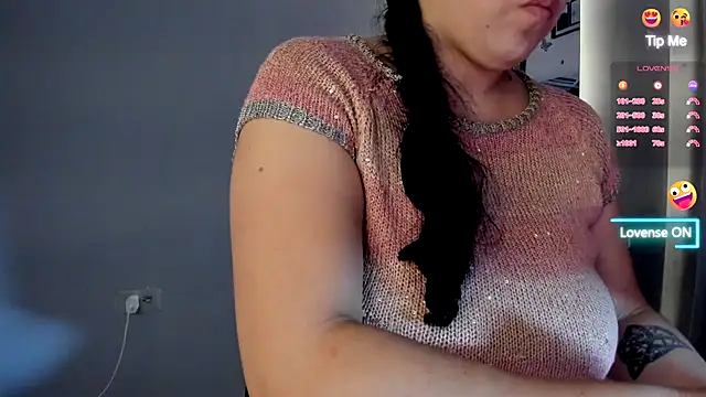 Snapshot of meikochoe chatting on November 18, 2025, 8:35 pm meikochoe online show from November 18, 2025, 8:35 pm