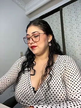 Snapshot of meikochoe chatting on November 29, 2025, 8:12 pm meikochoe online show from November 29, 2025, 8:12 pm