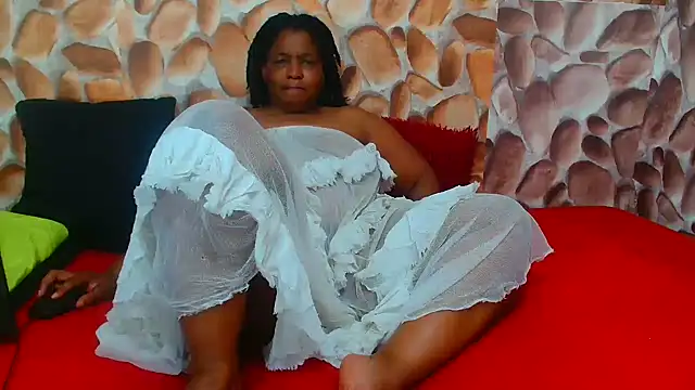 Snapshot of AfricanBigAssxx98 chatting on March 8, 2025, 7:31 pm AfricanBigAssxx98 online show from March 8, 2025, 7:31 pm