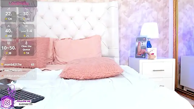 Eliza Thaylor   online show from February 6, 2025, 5:09 pm