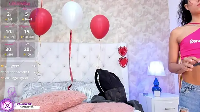 Eliza Thaylor   online show from February 26, 2025, 2:46 pm