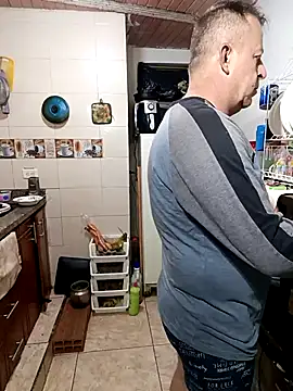 ZuriandAlex online show from October 29, 2025, 10:55 pm