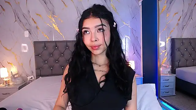 Snapshot of pettit_courtny chatting on March 12, 2025, 1:47 am pettit courtny online show from March 12, 2025, 1:47 am