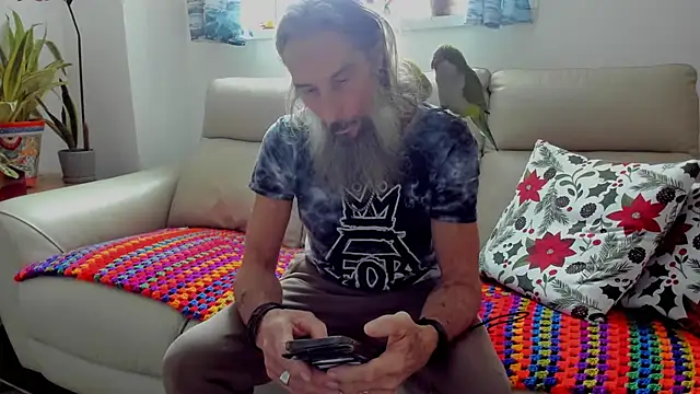 mindphu k online show from December 17, 2025, 8:48 pm