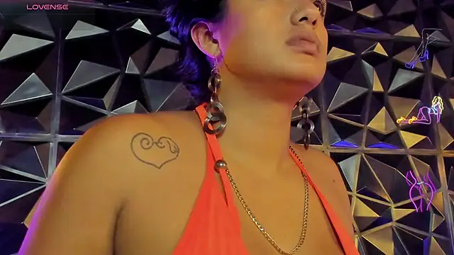 karla 999 online show from December 15, 2024, 5:56 am