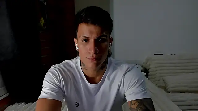 pettergrey1 online show from December 5, 2025, 1:36 am