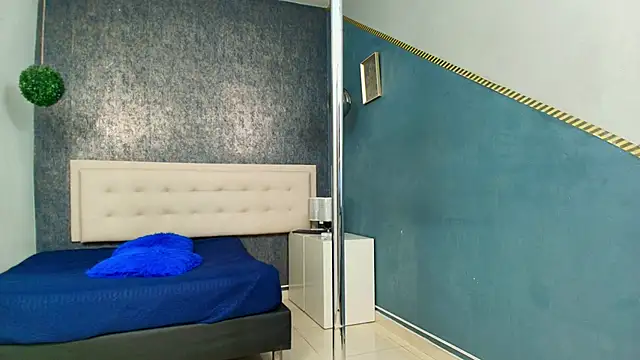 Erick Zhimerman online show from October 15, 2025, 3:17 am