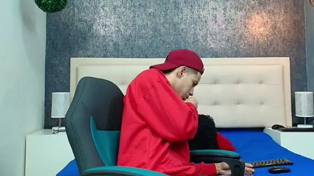 Erick Zhimerman online show from March 26, 2026, 4:07 am