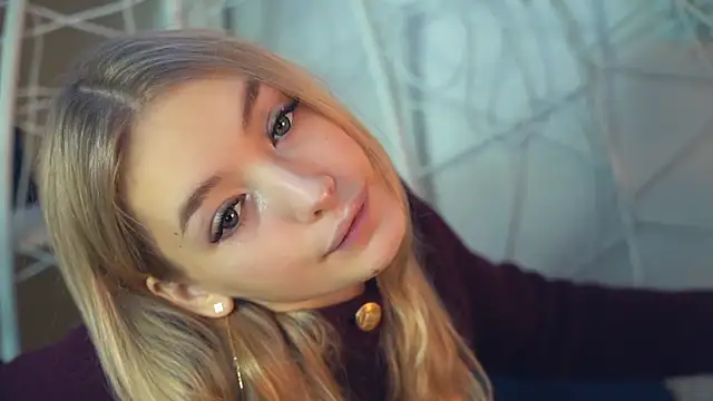 FlairCunard online show from December 18, 2024, 2:49 pm