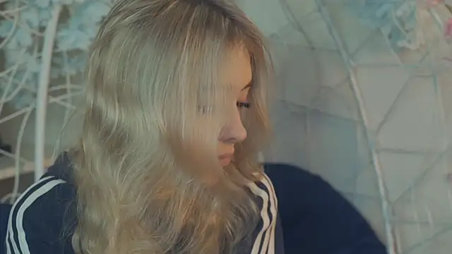 FlairCunard online show from January 6, 2025, 2:47 pm