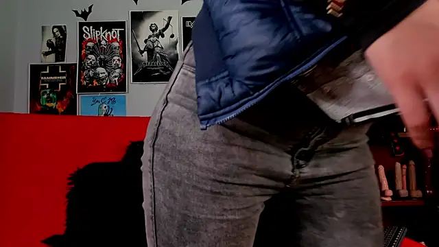 lilith-deveraux online show from May 26, 2026, 3:08 pm