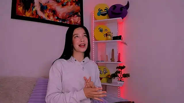 Manuelaa mejiia online show from October 10, 2025, 7:24 pm