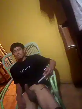 Snapshot of perkins1mm chatting on December 7, 2024, 7:43 pm perkins1mm online show from December 7, 2024, 7:43 pm