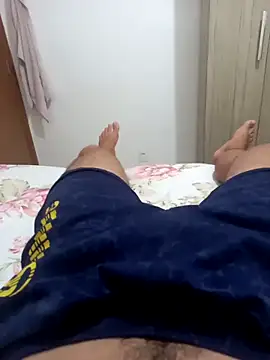 Snapshot of Edwardsky000 chatting on January 14, 2025, 3:01 am Edwardsky000 online show from January 14, 2025, 3:01 am