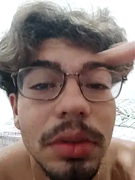 Snapshot of Edwardsky000 chatting on February 23, 2026, 11:40 am Edwardsky000 online show from February 23, 2026, 11:40 am