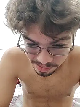 Snapshot of Edwardsky000 chatting on February 24, 2026, 10:08 pm Edwardsky000 online show from February 24, 2026, 10:08 pm