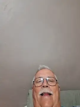 NawtyB1965 online show from June 5, 2026, 4:08 am