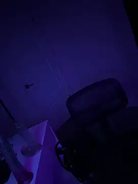 DatBishYouMiss online show from February 5, 2025, 7:07 am