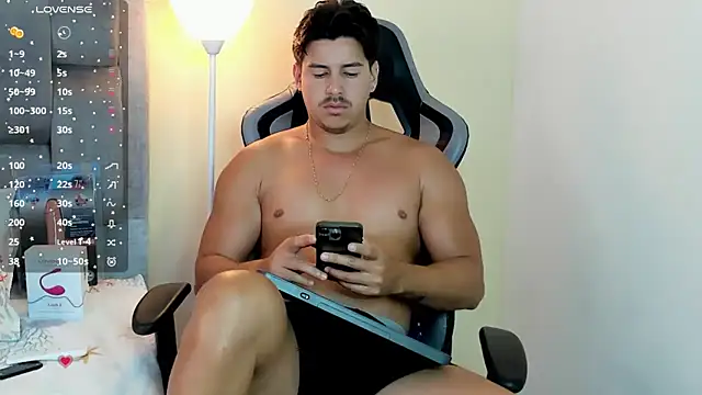 victor vixen online show from April 13, 2026, 12:21 pm