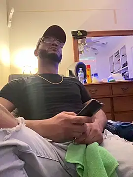 KySir1990 online show from February 2, 2026, 7:51 am