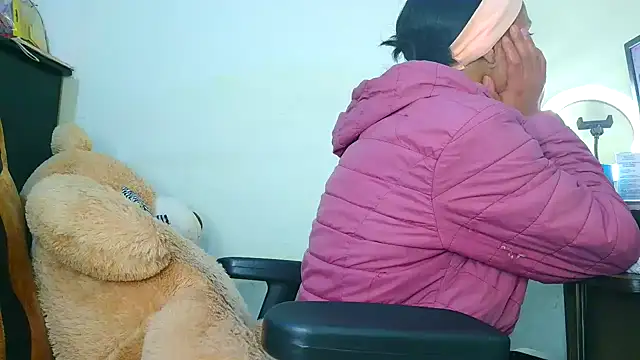 Snapshot of Samary_thomas chatting on November 22, 2025, 1:59 am Samary thomas online show from November 22, 2025, 1:59 am