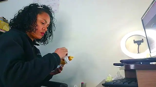 Snapshot of Samary_thomas chatting on November 29, 2025, 2:03 am Samary thomas online show from November 29, 2025, 2:03 am