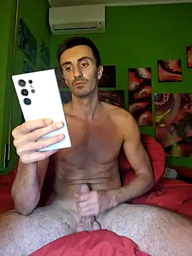 MASTERBULLY online show from September 17, 2025, 11:17 pm