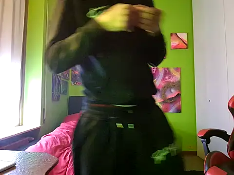 Snapshot of MASTERBULLY chatting on October 25, 2025, 2:35 pm MASTERBULLY online show from October 25, 2025, 2:35 pm