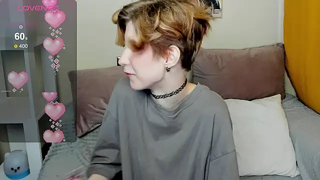 Snapshot of Angel_Jules chatting on January 31, 2025, 4:25 am Angel Jules online show from January 31, 2025, 4:25 am