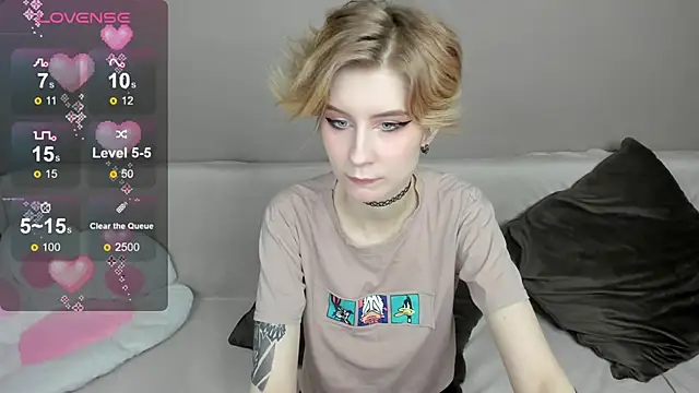 Snapshot of Angel_Jules chatting on February 11, 2025, 1:20 am Angel Jules online show from February 11, 2025, 1:20 am