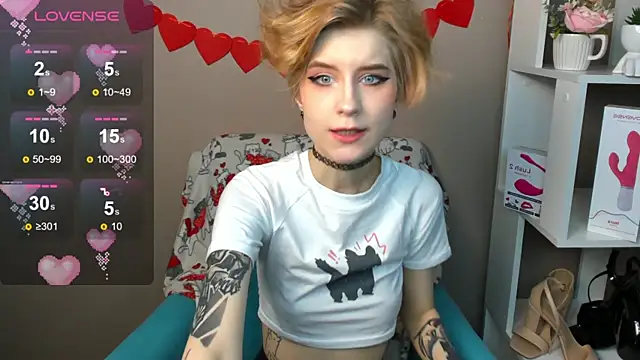 Snapshot of Angel_Jules chatting on February 15, 2025, 4:03 am Angel Jules online show from February 15, 2025, 4:03 am