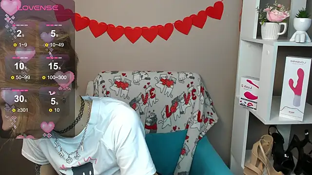 Snapshot of Angel_Jules chatting on February 16, 2025, 4:09 am Angel Jules online show from February 16, 2025, 4:09 am