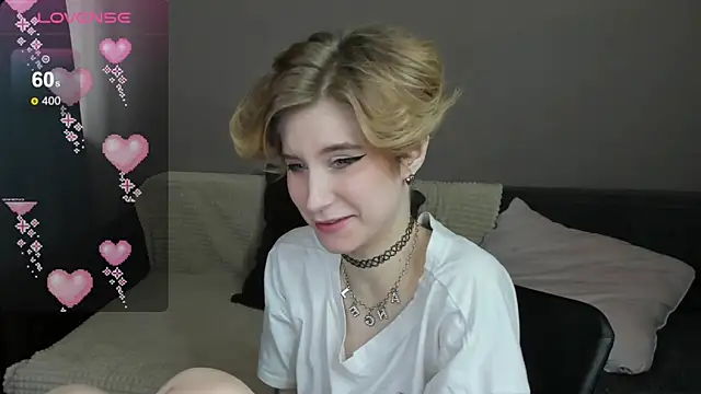 Snapshot of Angel_Jules chatting on February 21, 2025, 4:07 am Angel Jules online show from February 21, 2025, 4:07 am
