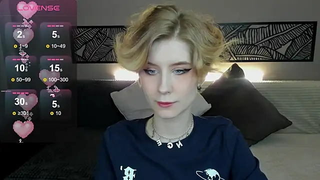 Snapshot of Angel_Jules chatting on March 7, 2025, 12:58 am Angel Jules online show from March 7, 2025, 12:58 am