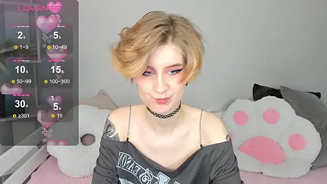 Snapshot of Angel_Jules chatting on March 13, 2025, 4:16 am Angel Jules online show from March 13, 2025, 4:16 am