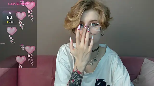 Snapshot of Angel_Jules chatting on March 23, 2025, 4:16 am Angel Jules online show from March 23, 2025, 4:16 am