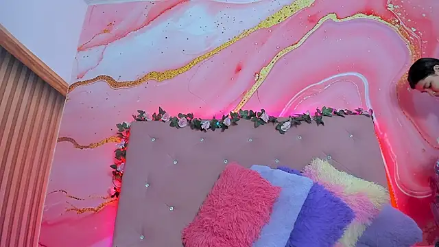 Snapshot of Taylor__cooper chatting on February 28, 2025, 7:03 pm Taylor cooper online show from February 28, 2025, 7:03 pm