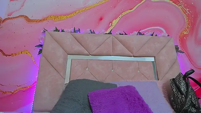 Snapshot of Taylor__cooper chatting on November 19, 2025, 6:30 pm Taylor cooper online show from November 19, 2025, 6:30 pm