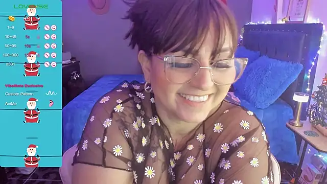 Snapshot of Ivonnee__ chatting on December 13, 2024, 6:10 am Ivonnee   online show from December 13, 2024, 6:10 am