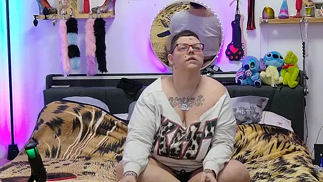 SunshineLexi online show from November 24, 2025, 7:19 am