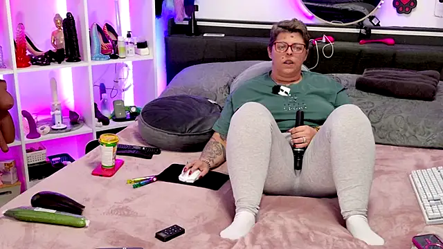 Snapshot of SunshineLexi chatting on February 5, 2026, 2:54 pm SunshineLexi online show from February 5, 2026, 2:54 pm