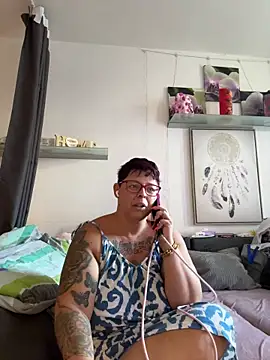 Snapshot of SunshineLexi chatting on July 9, 2026, 5:44 am SunshineLexi online show from July 9, 2026, 5:44 am