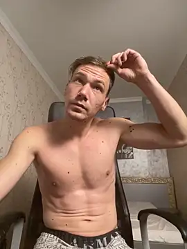 MateoBenjaminX online show from November 6, 2025, 6:36 am