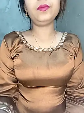 Shanaya Hotty online show from March 9, 2025, 9:03 pm