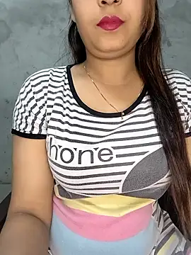 Shanaya Hotty online show from March 12, 2025, 11:42 am