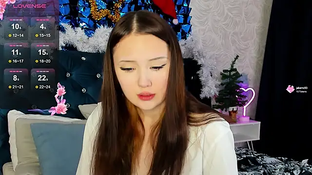 MiriaamWhite online show from December 15, 2024, 4:18 am