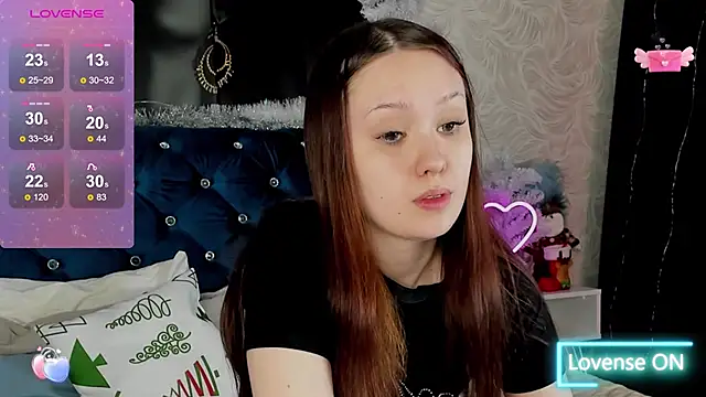 MiriaamWhite online show from January 25, 2025, 2:03 pm