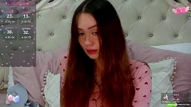 MiriaamWhite online show from September 28, 2025, 3:45 am