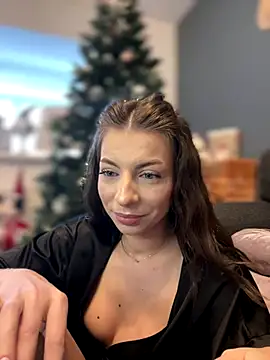Mia Ethan online show from December 6, 2024, 11:11 am